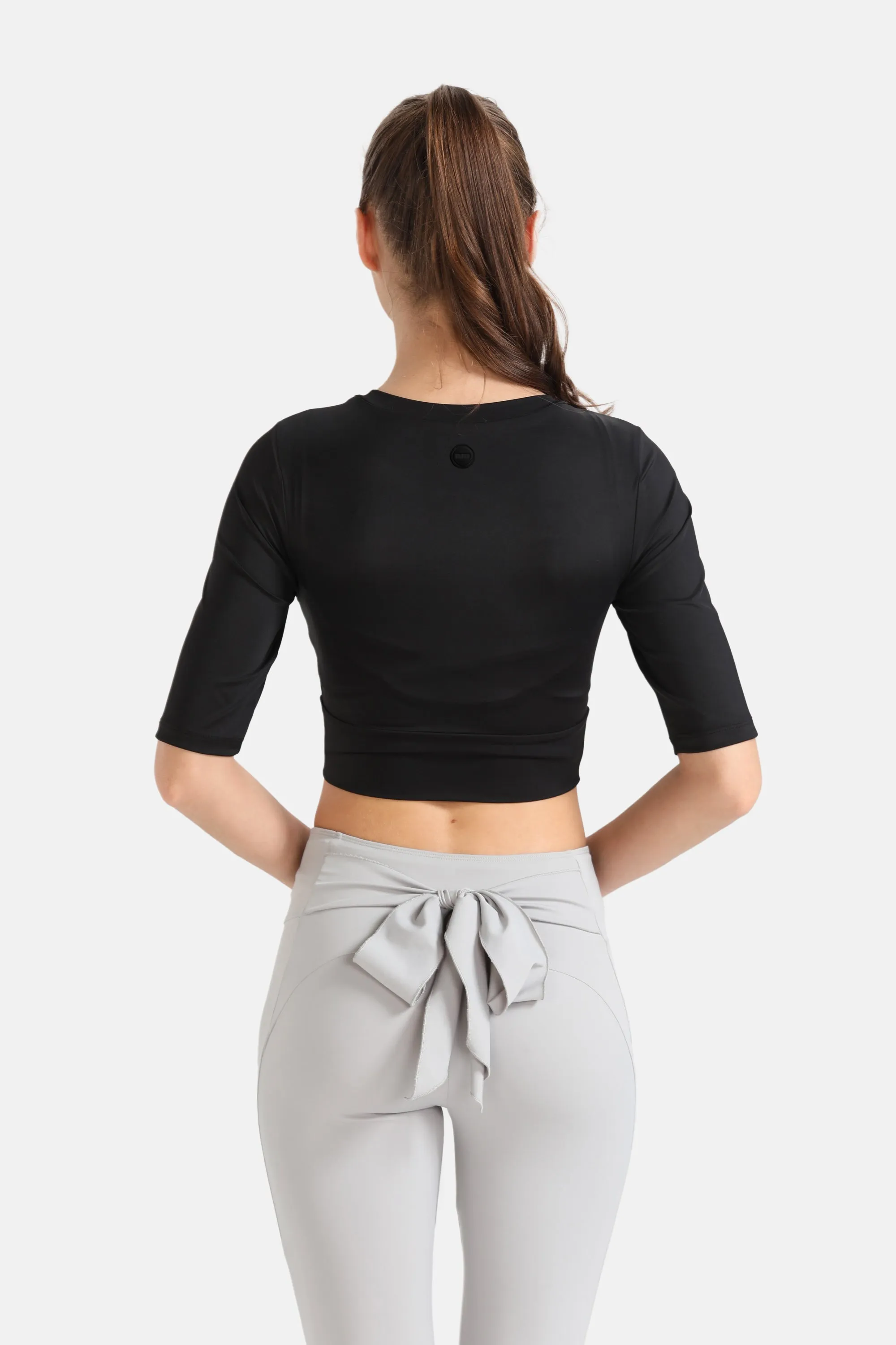 Cropped Elastic Shirt