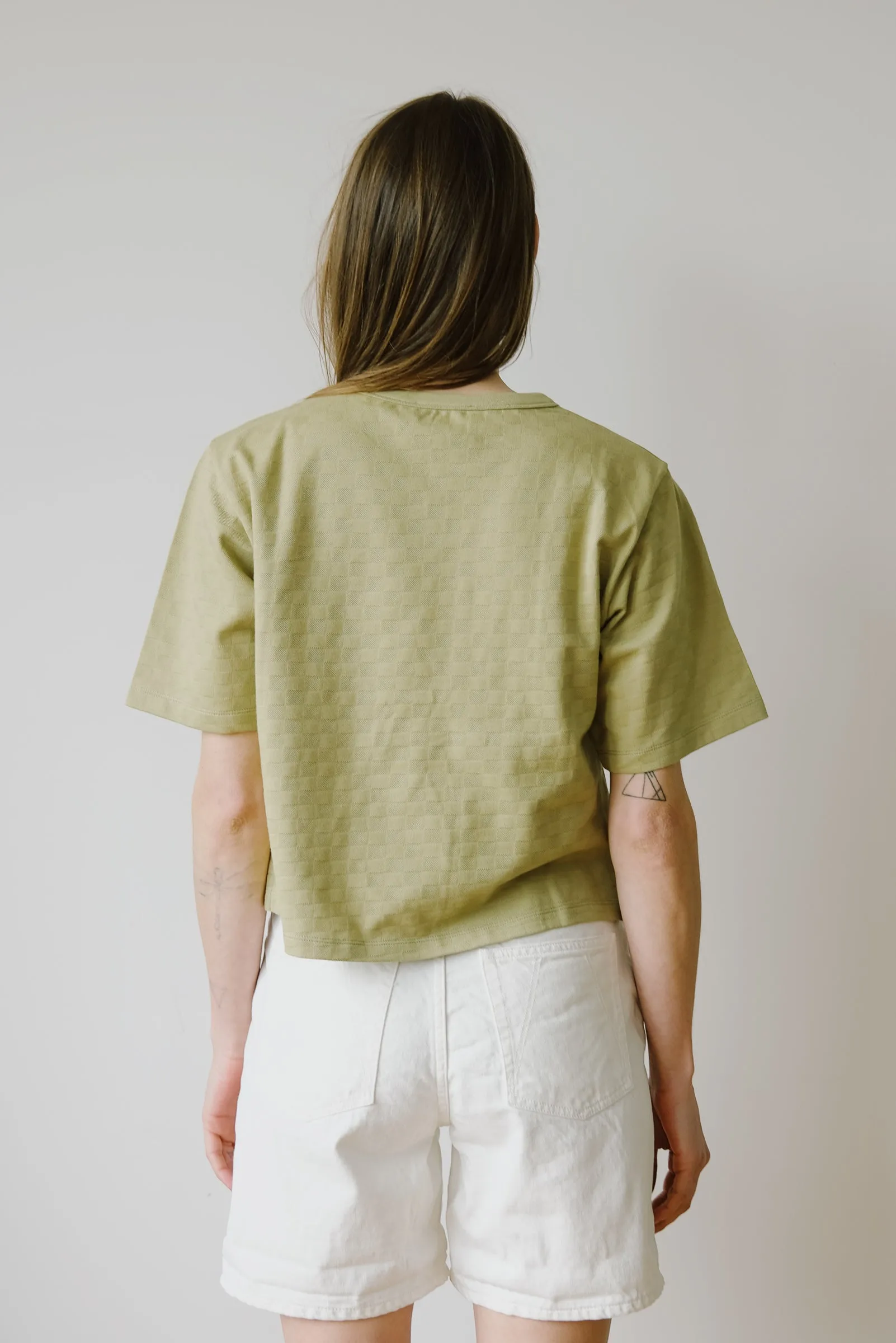 cropped tonal check t-shirt - seafoam green