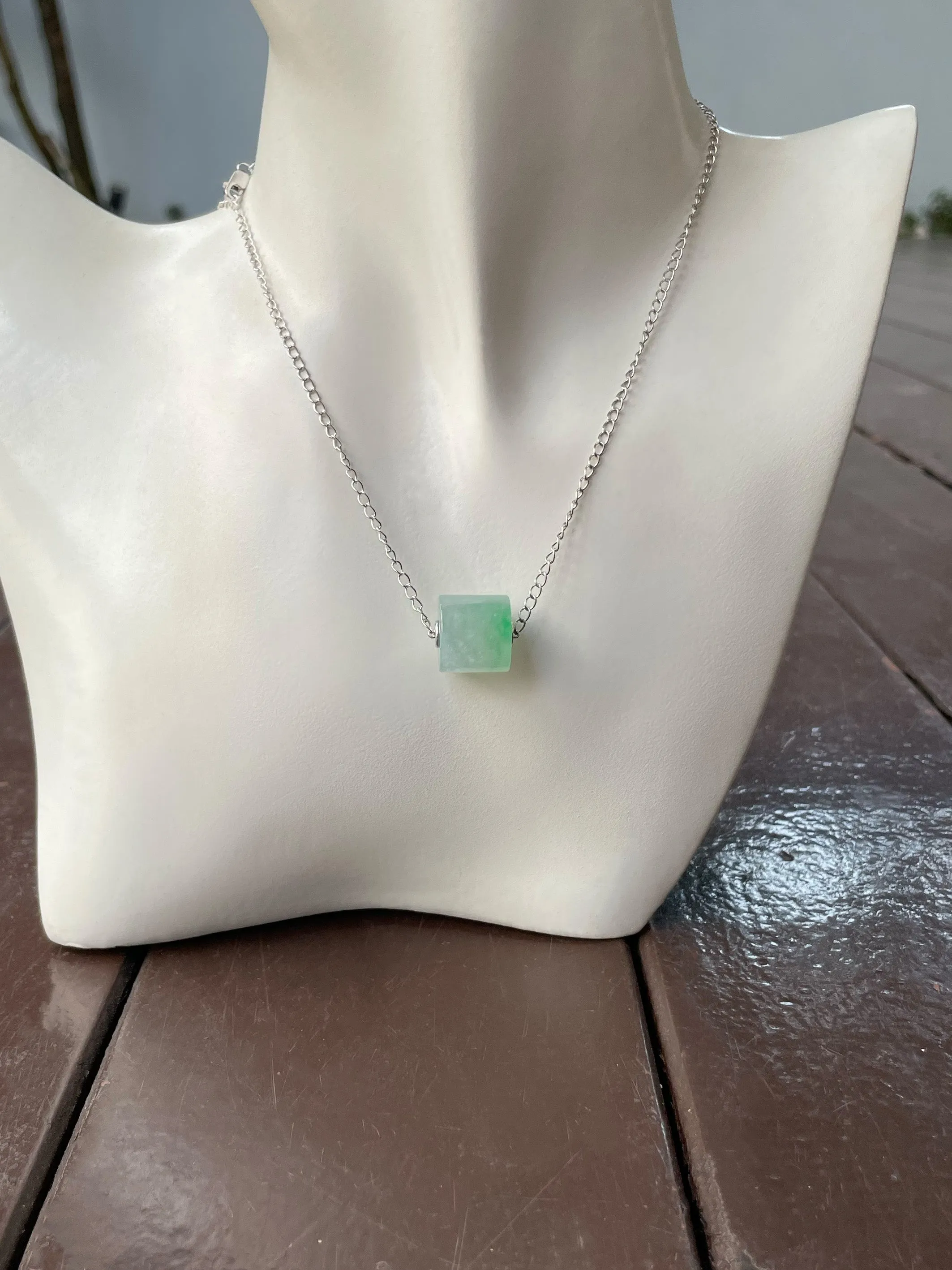 Icy Green Jade Barrel Necklace - Lu Lu Tong 路路通 (NJN035)