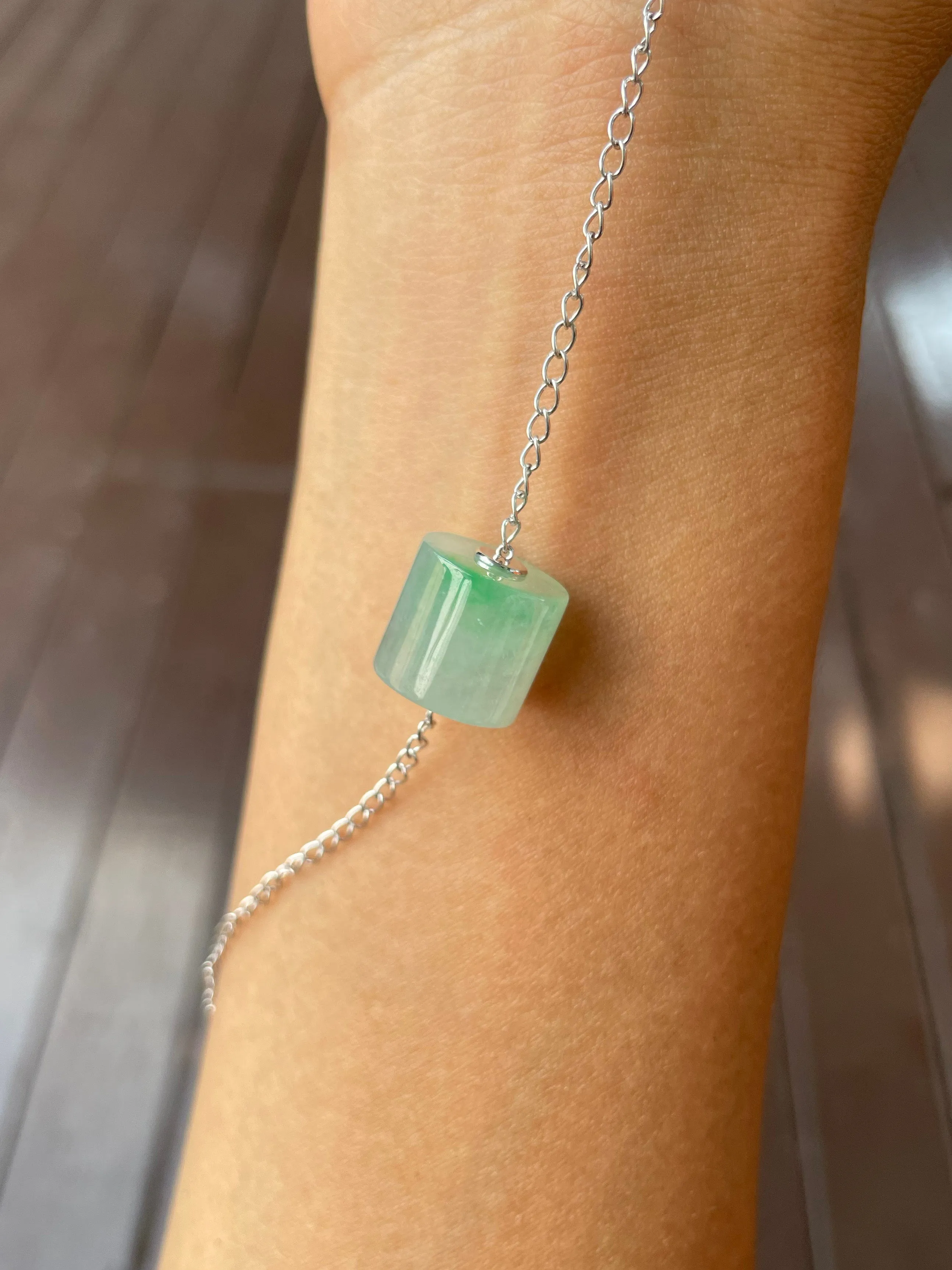Icy Green Jade Barrel Necklace - Lu Lu Tong 路路通 (NJN035)