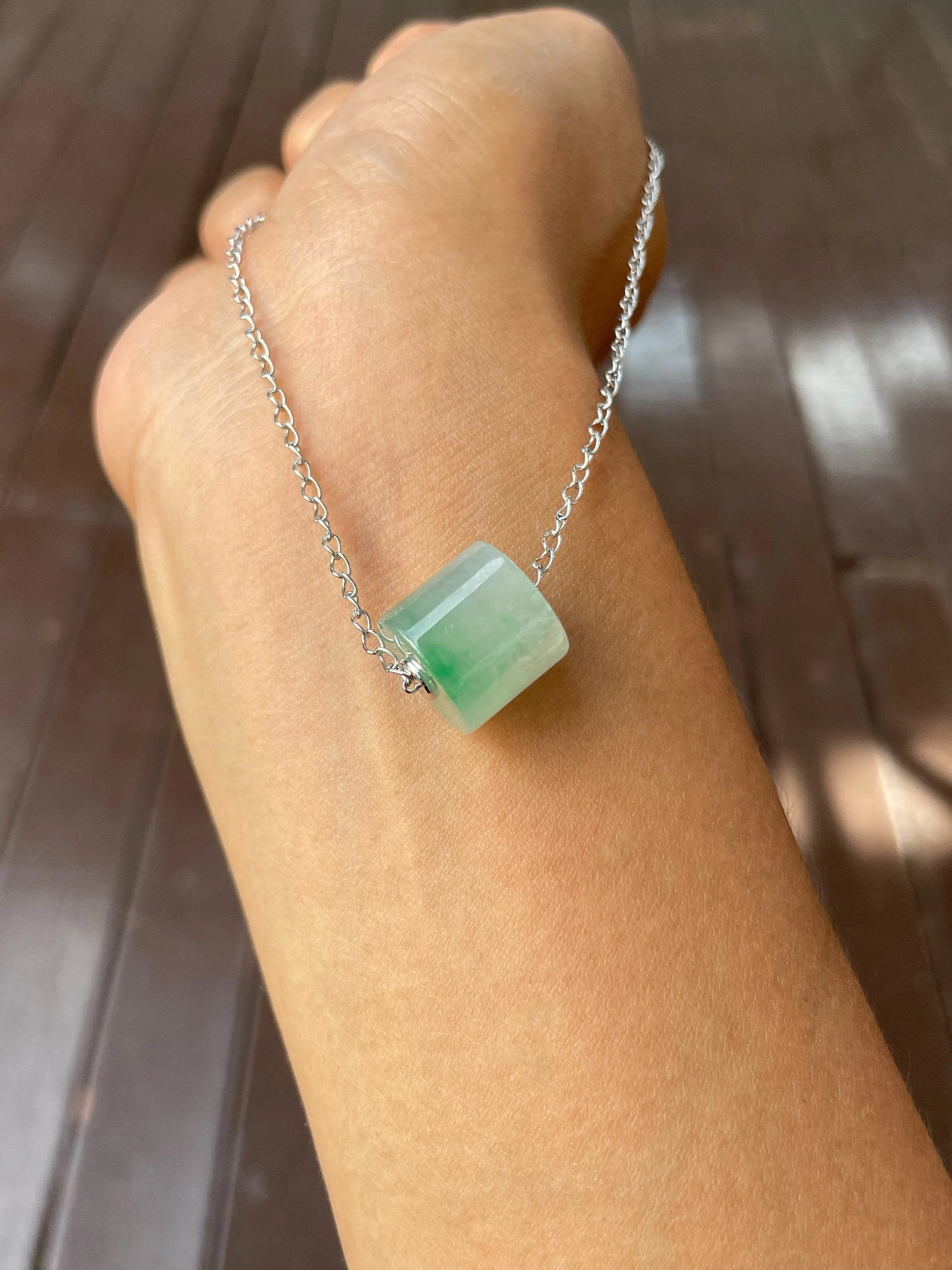 Icy Green Jade Barrel Necklace - Lu Lu Tong 路路通 (NJN035)