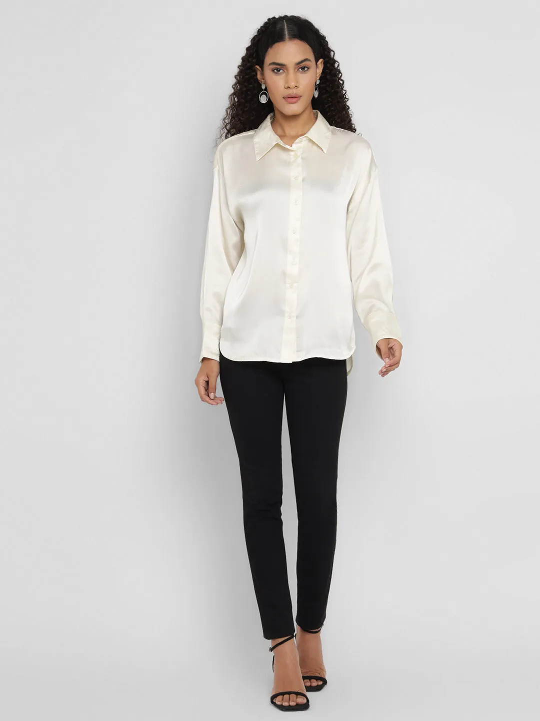 Porsorte Women’s Offwhite Satin Full Sleeves & Button-Down Collar Shirt
