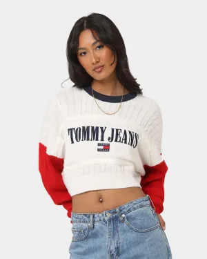 Tommy Jeans Women's TJW Relaxed Crop Archive Sweater Deep Crimson