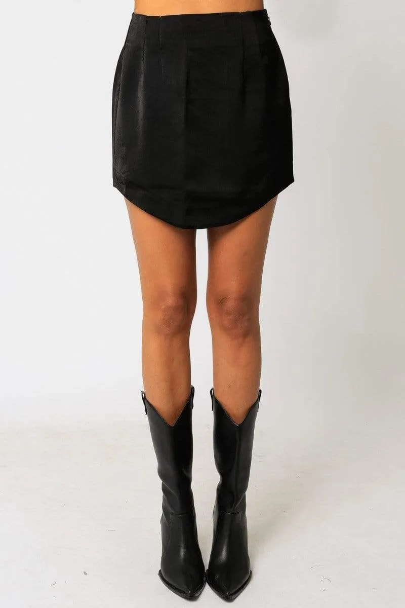 Zion Scoop Mini Skirt Black
